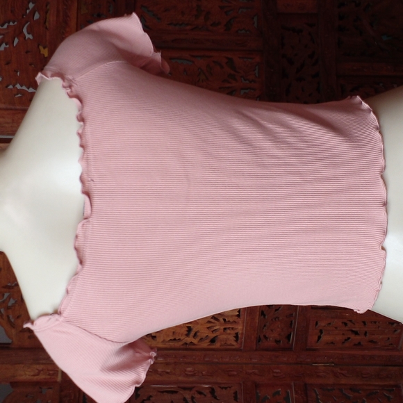 Ambience: Top - Picture 5 of 7